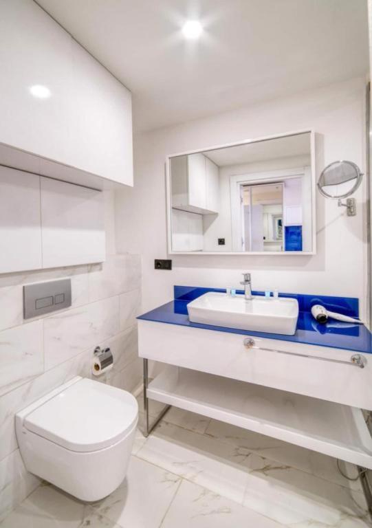 바투미 Best House Orbi City 아파트 호텔 외부 사진